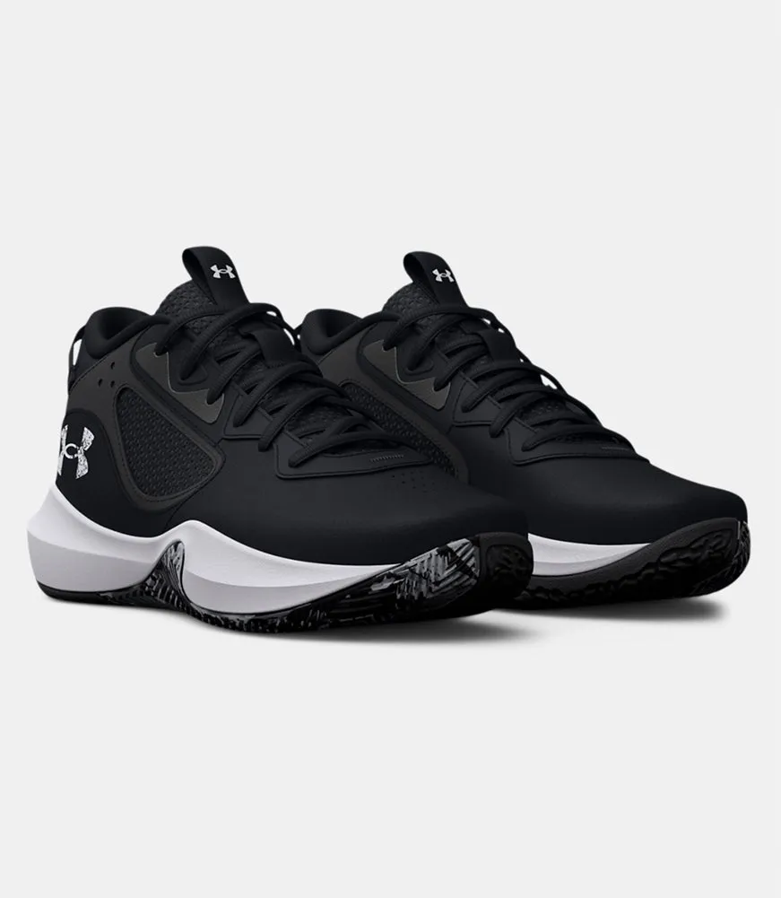 Lockdown 6 in Black by Under Armour