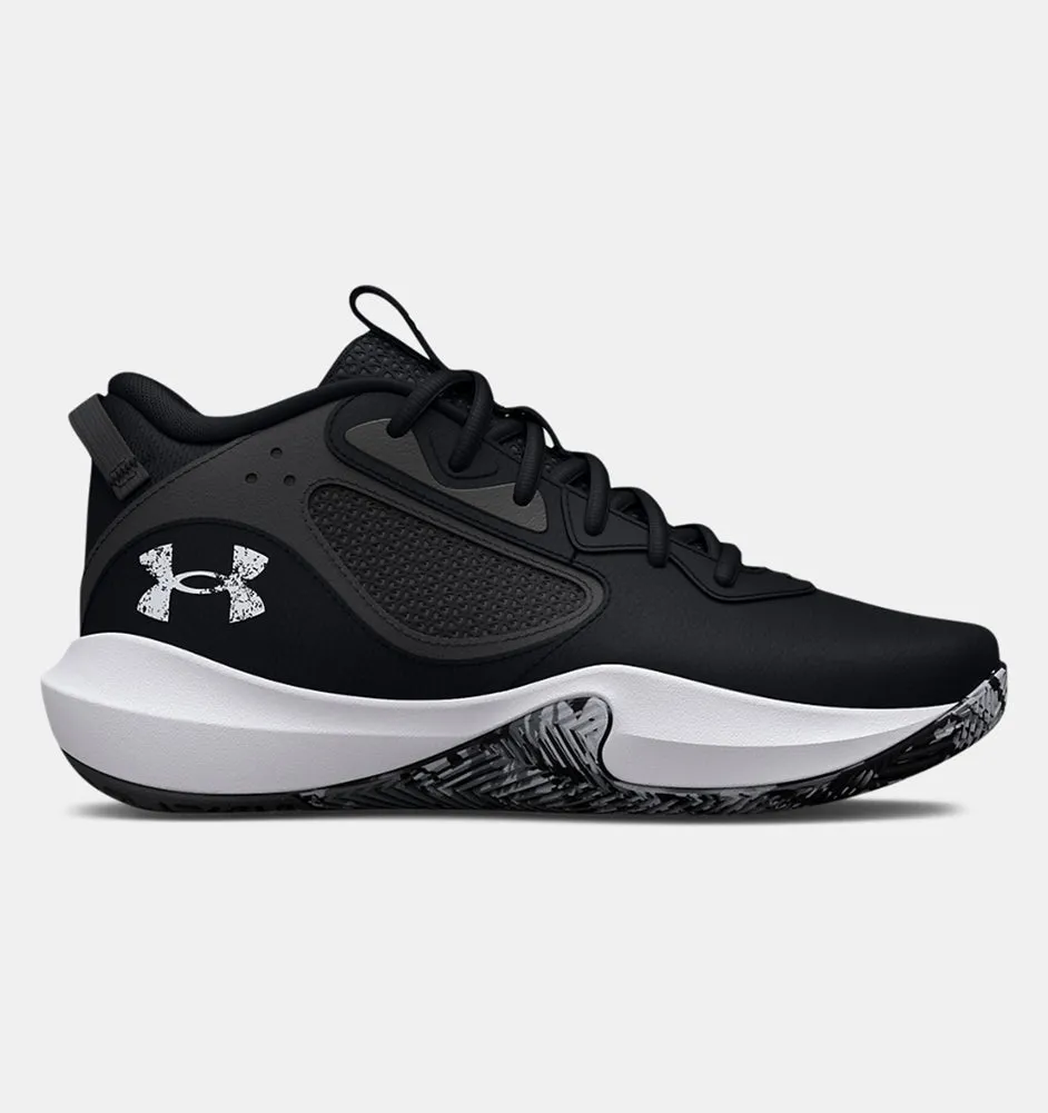 Lockdown 6 in Black by Under Armour