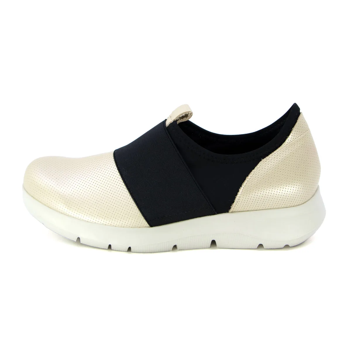 Senri Champagne Ultra Light Soft Sneakers