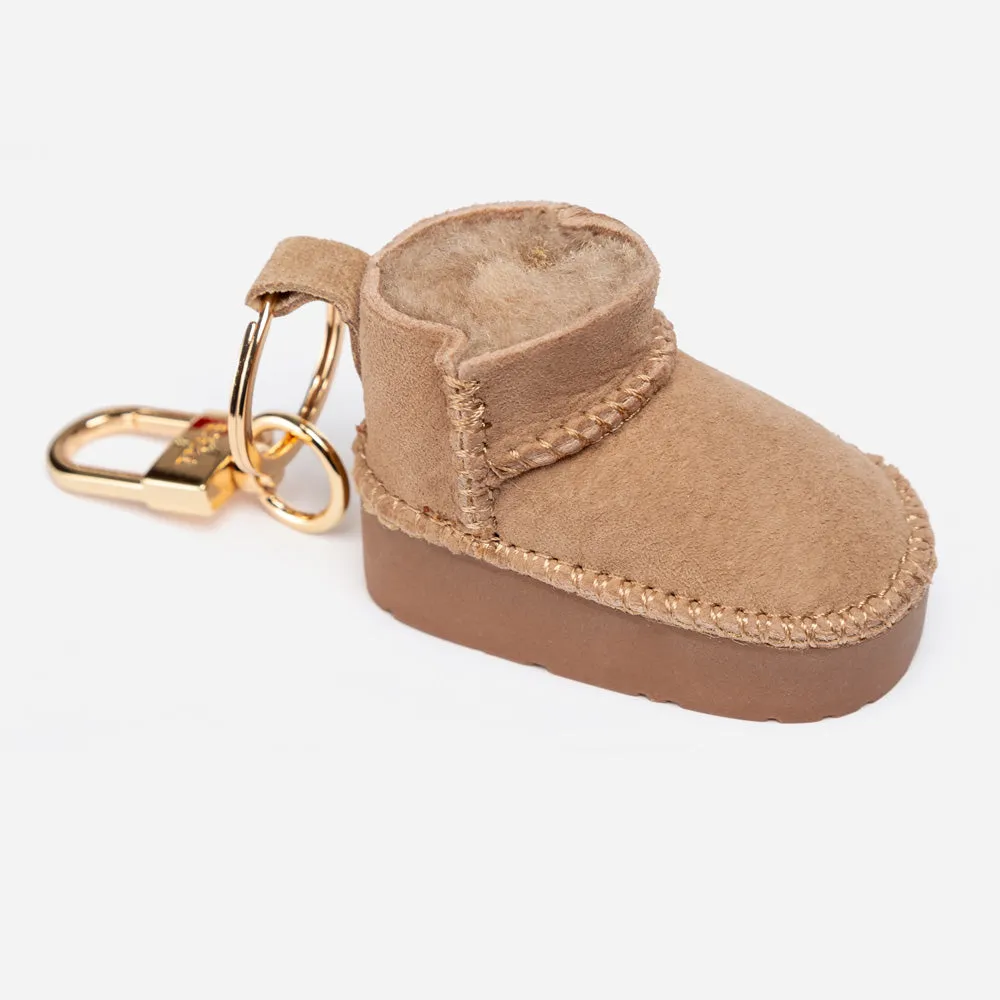 Ugg Classic Platform Ultra Mini Boots Pendant